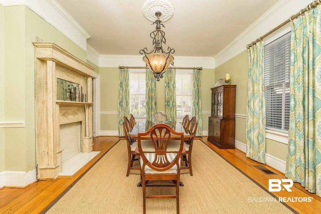 258 Chidester Avenue Mobile, AL 36607 - Photo 5 of 16