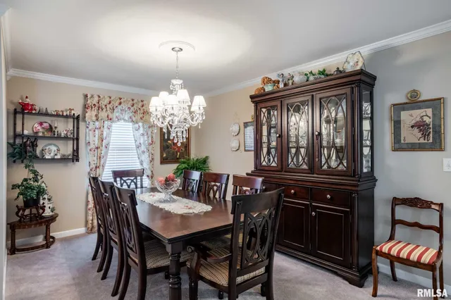 $325,000 | 805 New Day Way, Marion, IL 62959