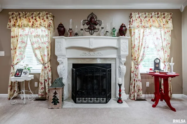 $325,000 | 805 New Day Way, Marion, IL 62959