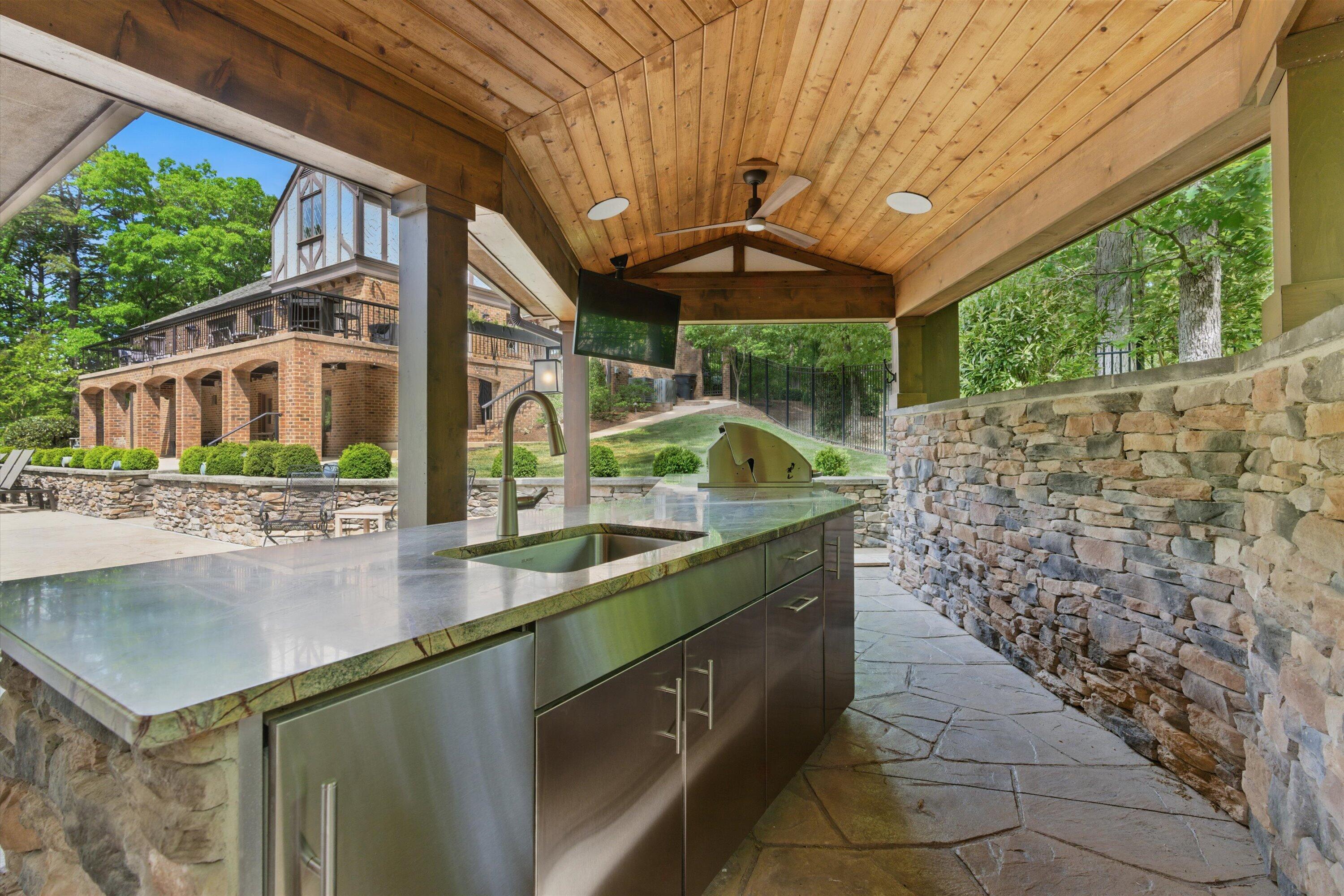 5225 Flintlock Road Roanoke, VA 24018 - Photo 68 of 86 68-Photo_011