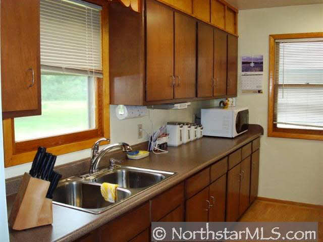607 Cedar Falls Road Menomonie, WI 54751 - Photo 3 of 10 Gallery Image 3