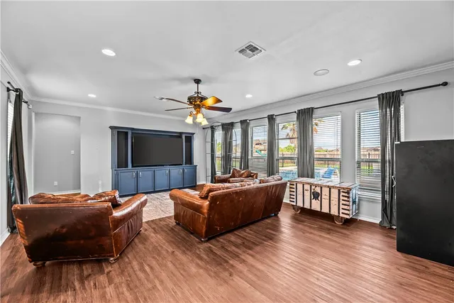 $875,000 | 5514 King Trail, Corpus Christi, TX 78414