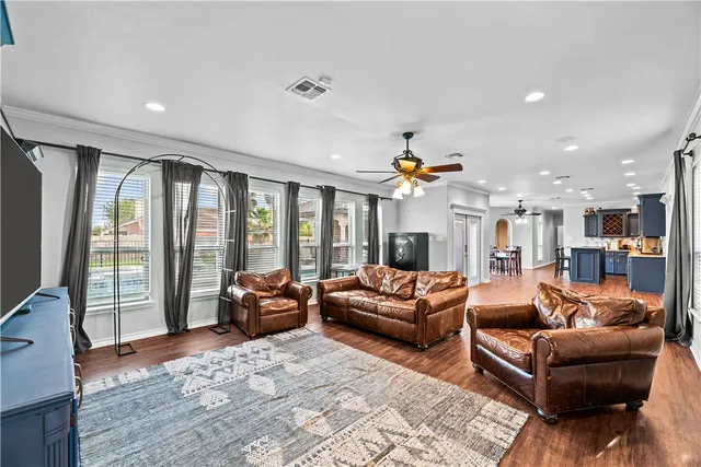 $875,000 | 5514 King Trail, Corpus Christi, TX 78414