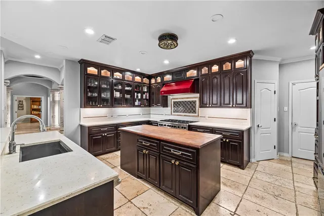 $875,000 | 5514 King Trail, Corpus Christi, TX 78414