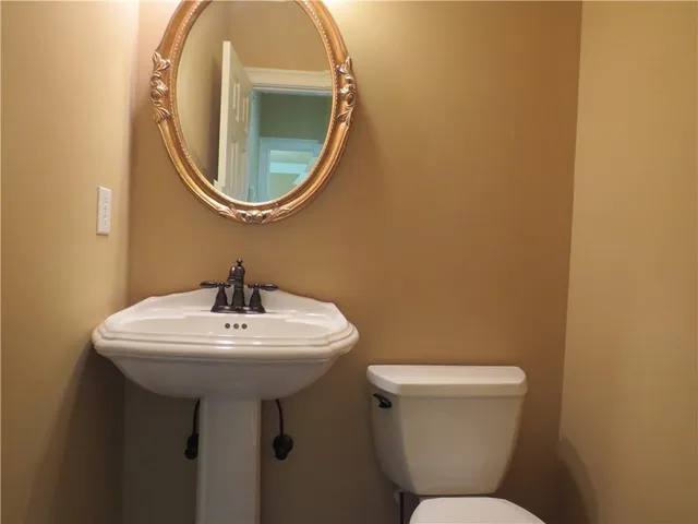 $579,000 | 39 Summerwind Drive, Cedartown, GA 30125