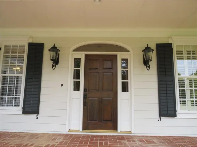 a view of front door