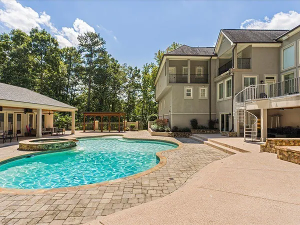 $1,995,000 | 330 North Peachtree Parkway, Peachtree City, GA 30269