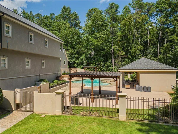 $1,995,000 | 330 North Peachtree Parkway, Peachtree City, GA 30269