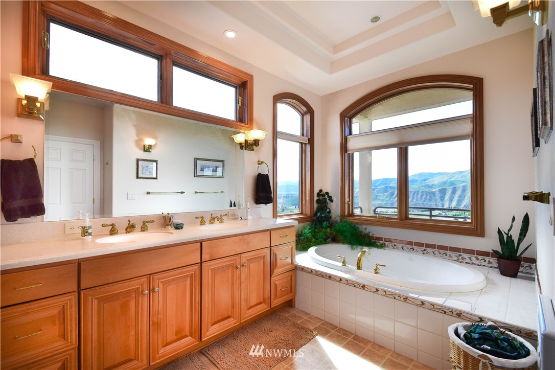 3914 Lovell Road Wenatchee, WA 98801 - Photo 13 of 25 Gallery Image 13