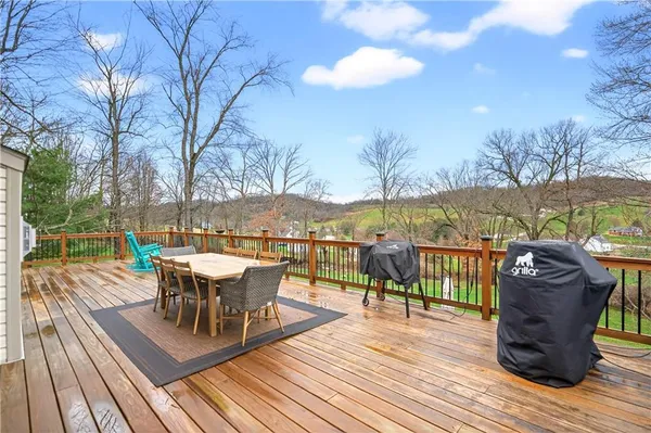 $550,000 | 220 Zimmer Lane, Waynesburg, PA 15370