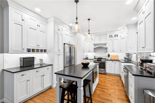 $550,000 | 220 Zimmer Lane, Waynesburg, PA 15370