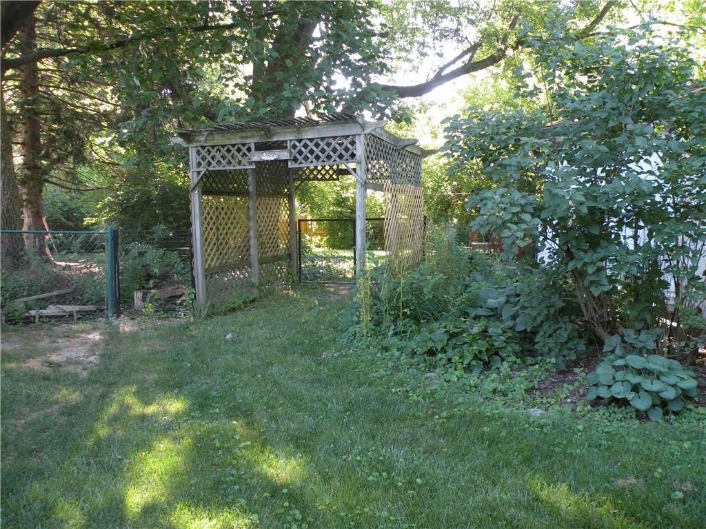 7969 Taunton Road Indianapolis, IN 46260 - Photo 36 of 37 Gallery Image 36