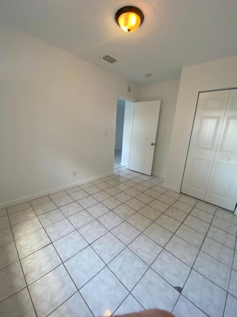515 Putnam Road West Palm Beach, FL 33405 - Photo 8 of 9 20240503192621960657000000-o