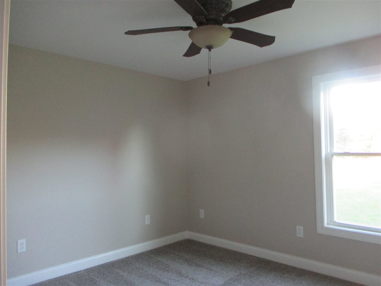 9090 Coldwater Road Flushing, MI 48433 - Photo 11 of 18 31398326-10.JPG
