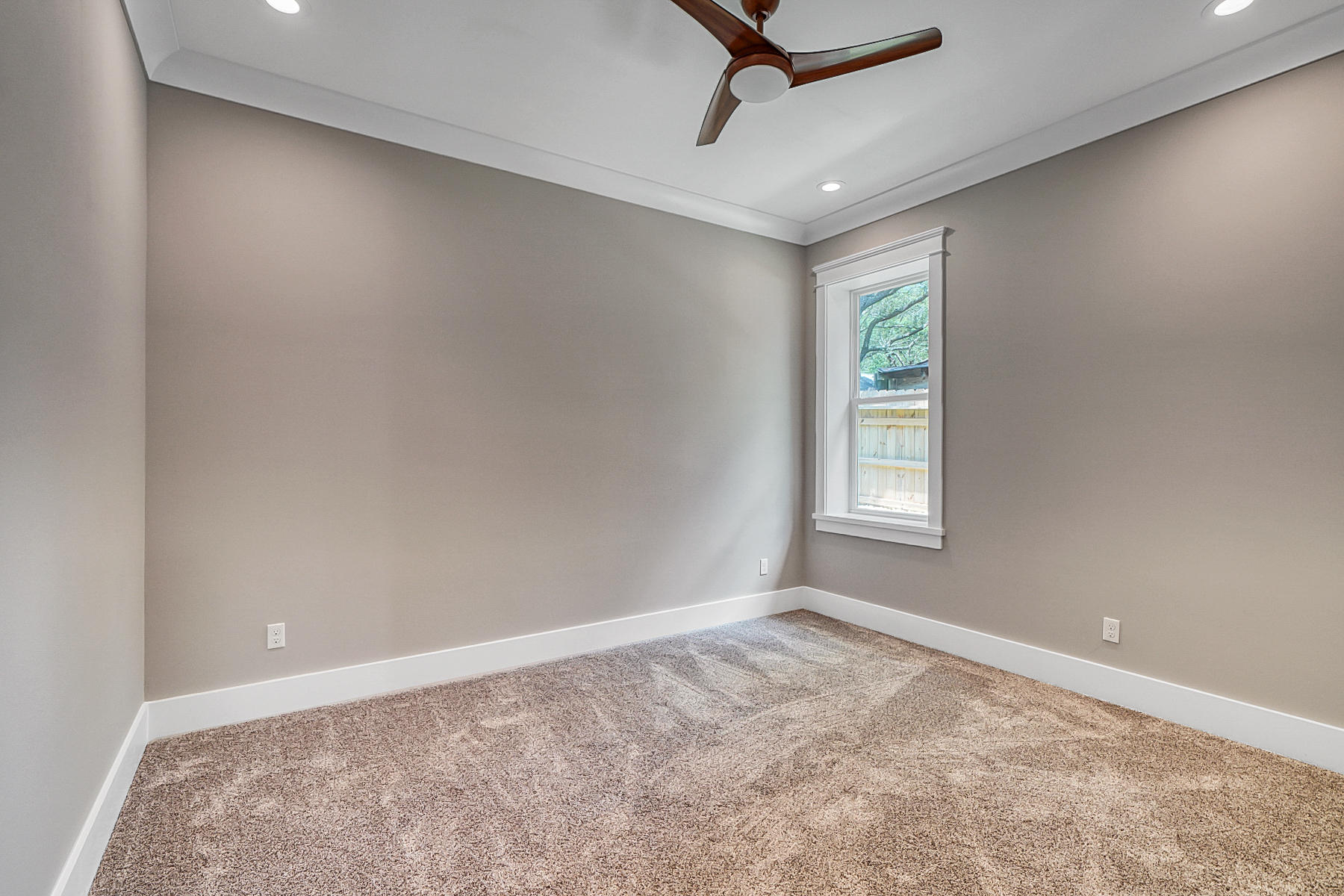 156 Eldredge Road Fort Walton Beach, FL 32547 - Photo 13 of 49 3rd bedroom