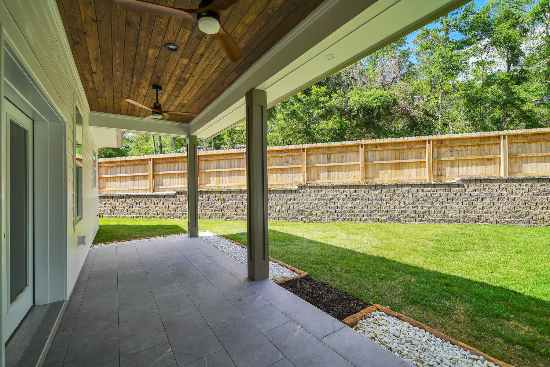 156 Eldredge Road Fort Walton Beach, FL 32547 - Photo 18 of 49 Back porch