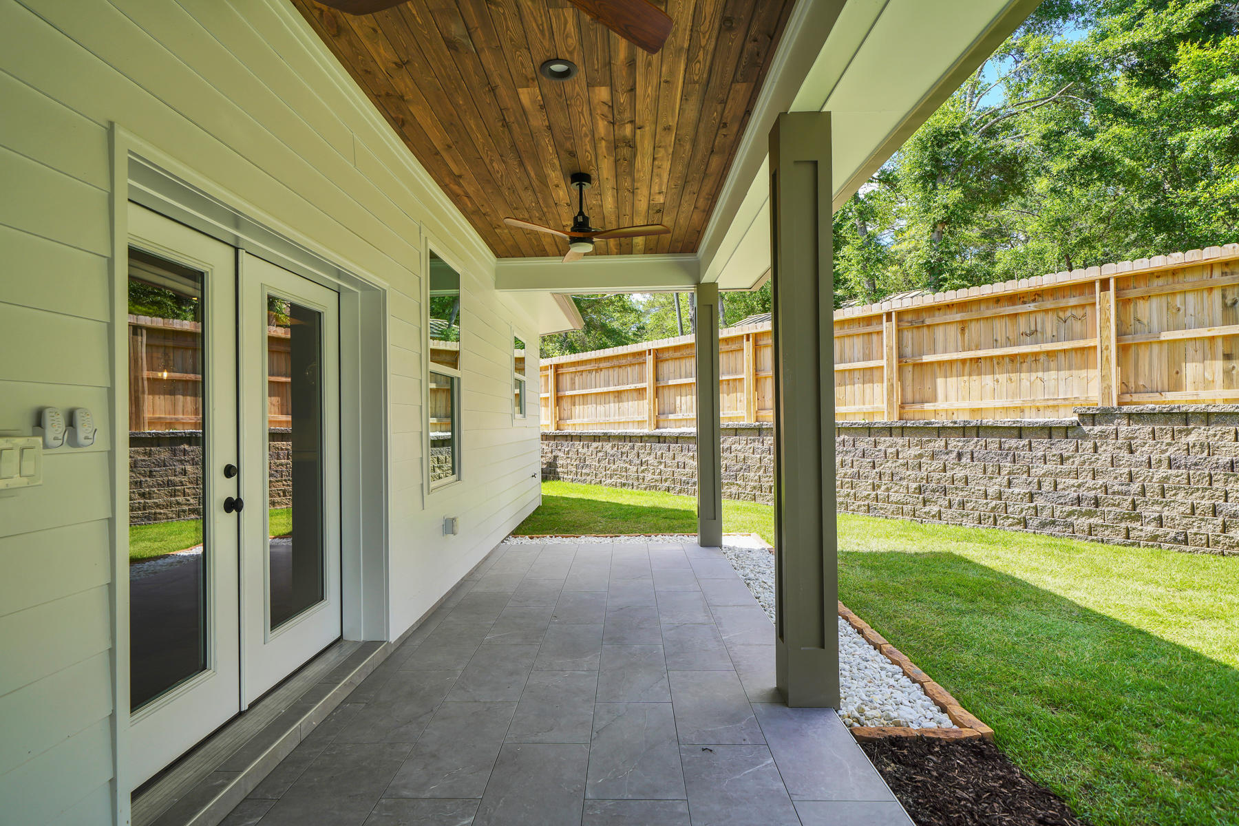 156 Eldredge Road Fort Walton Beach, FL 32547 - Photo 19 of 49 Back porch