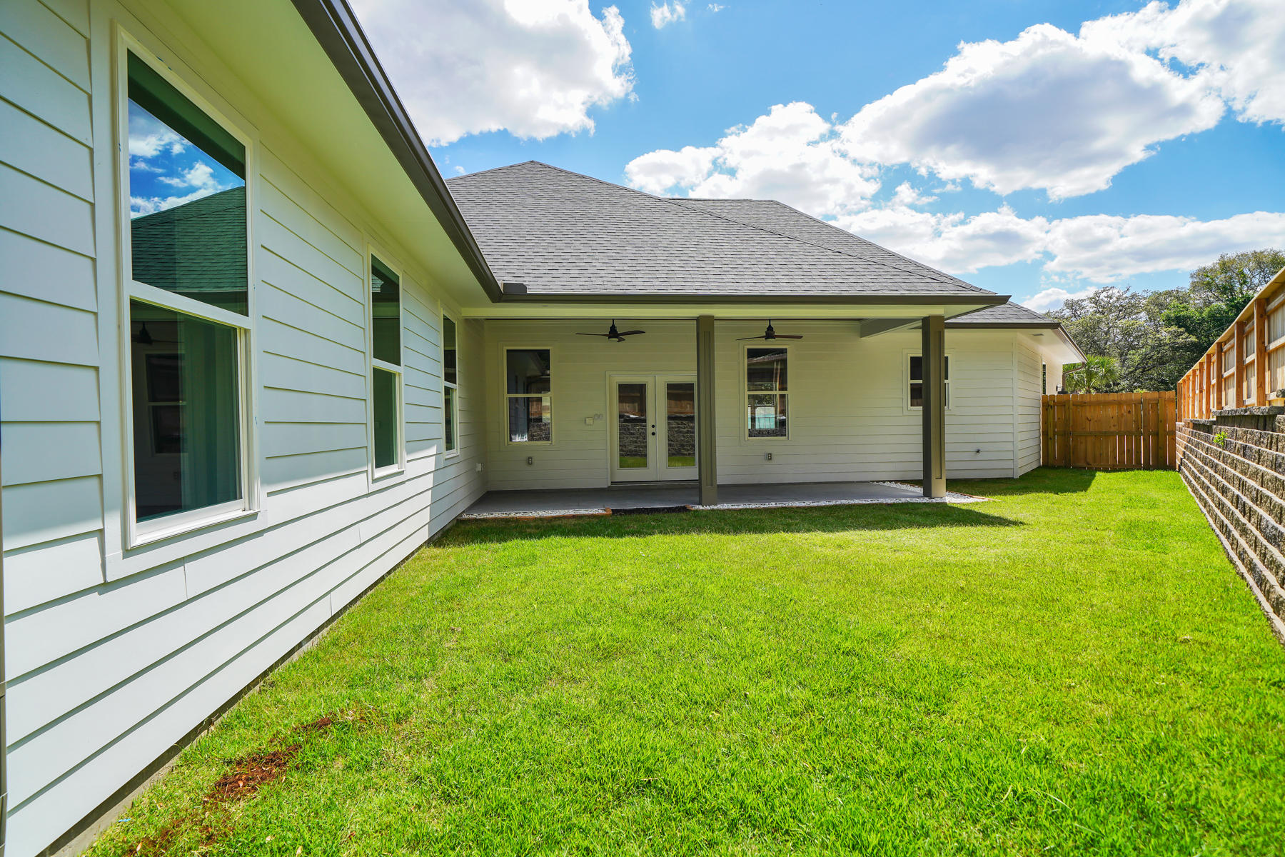 156 Eldredge Road Fort Walton Beach, FL 32547 - Photo 20 of 49 Back yard