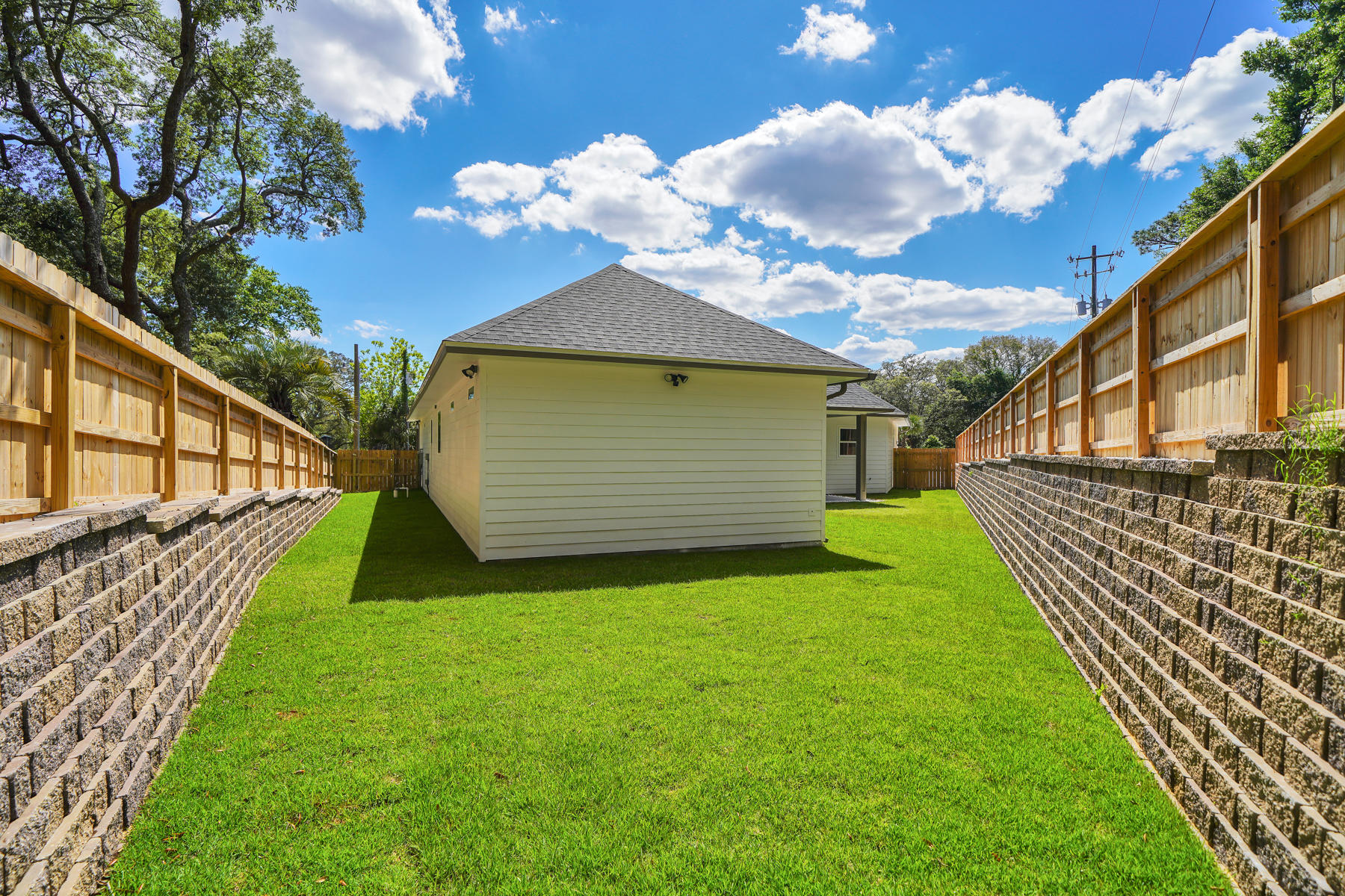 156 Eldredge Road Fort Walton Beach, FL 32547 - Photo 21 of 49 Back yard