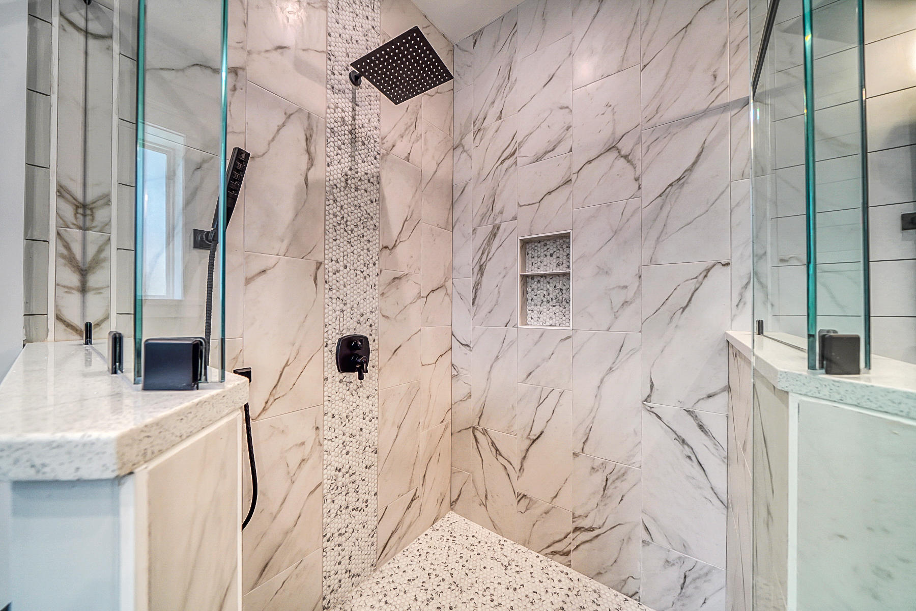156 Eldredge Road Fort Walton Beach, FL 32547 - Photo 34 of 49 Master shower