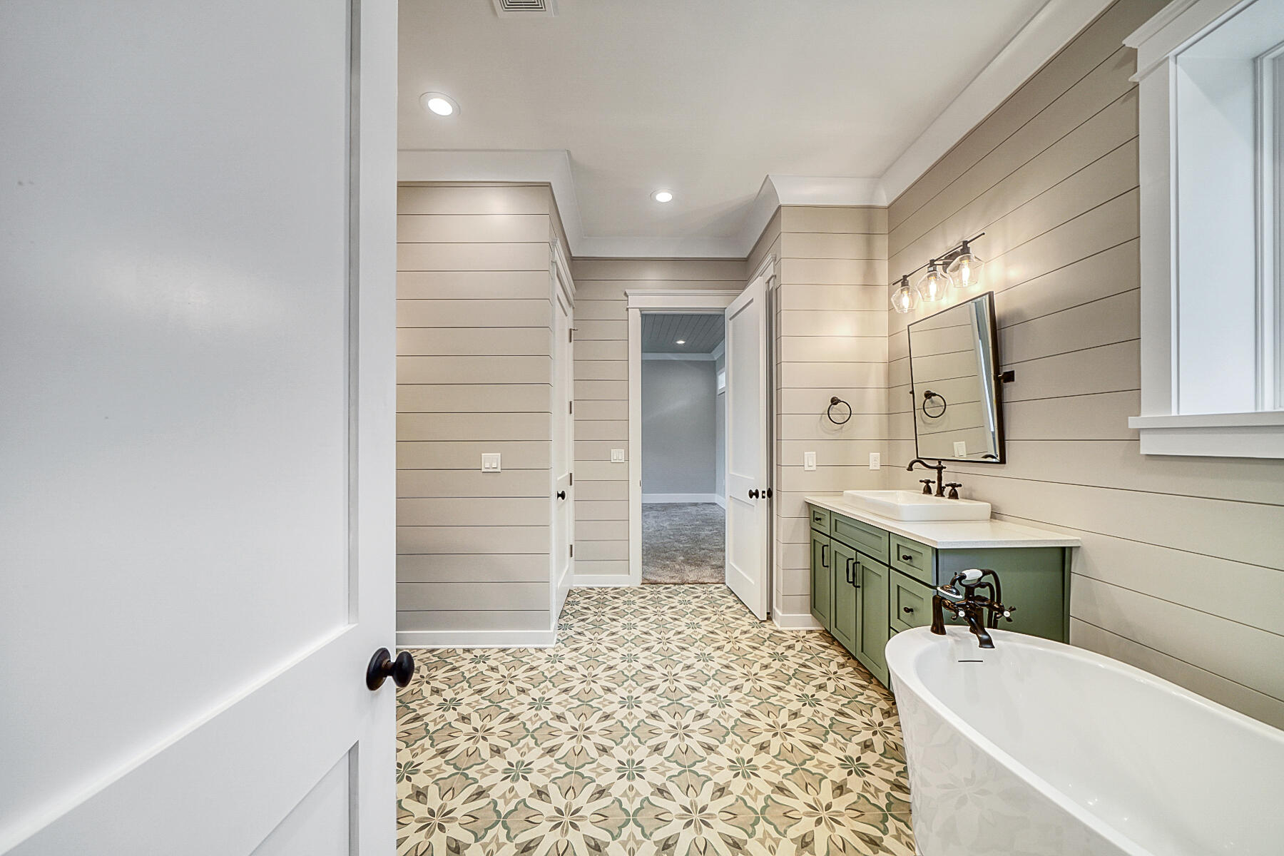 156 Eldredge Road Fort Walton Beach, FL 32547 - Photo 38 of 49 Master bath