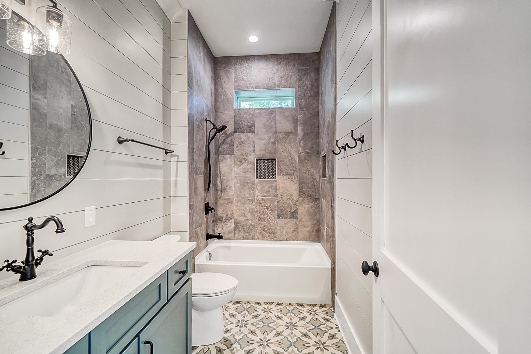 156 Eldredge Road Fort Walton Beach, FL 32547 - Photo 43 of 49 Shared bath