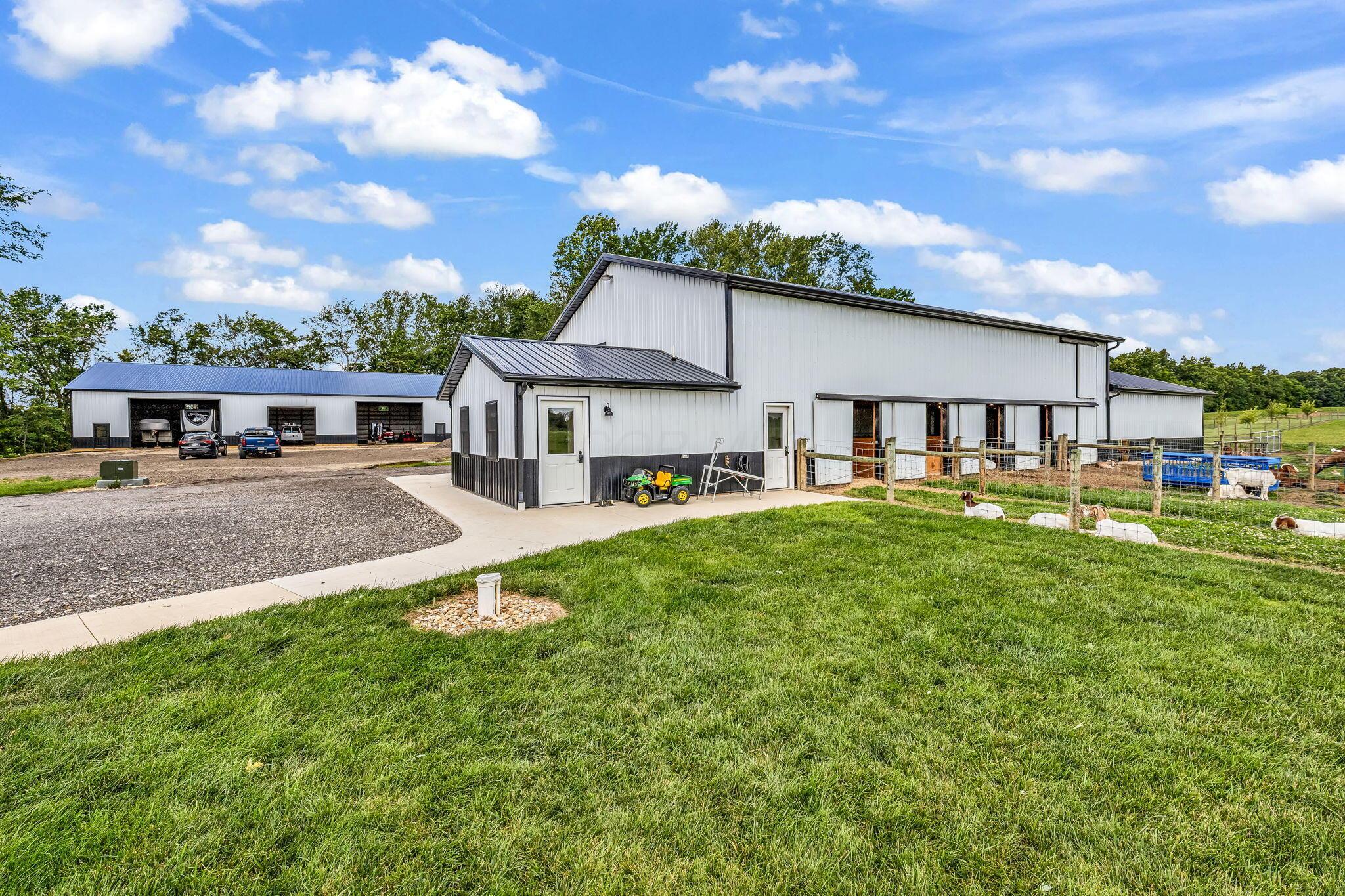 6445 Sycamore Road Centerburg, OH 43011 - Photo 10 of 86