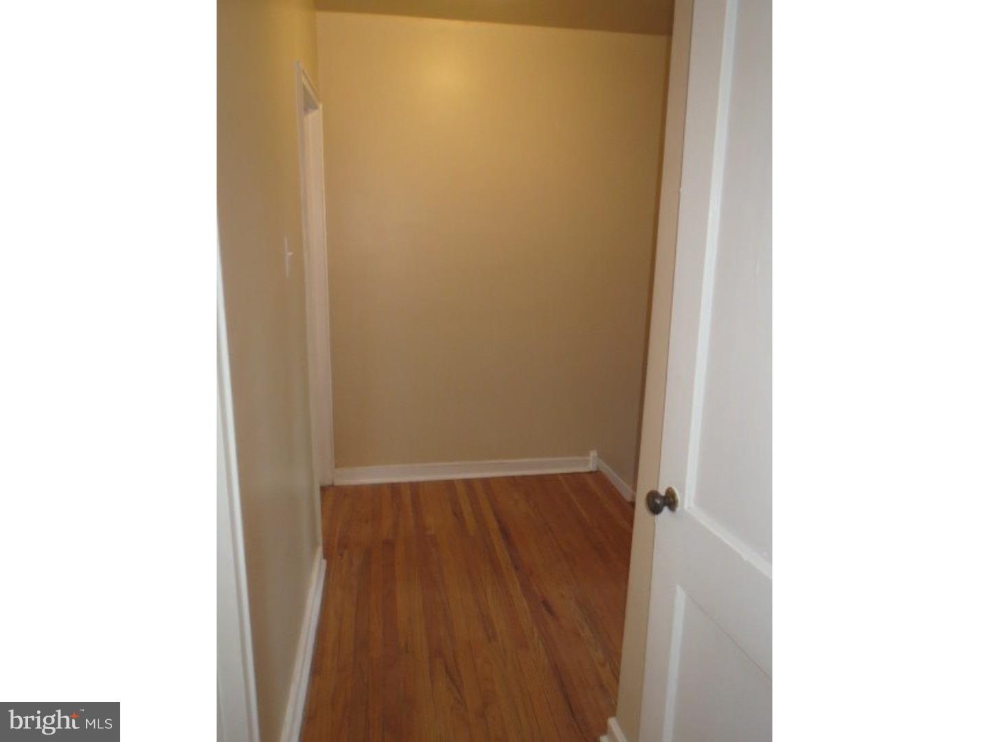 8648 Temple Road Philadelphia, PA 19150 - Photo 14 of 22 Hallway