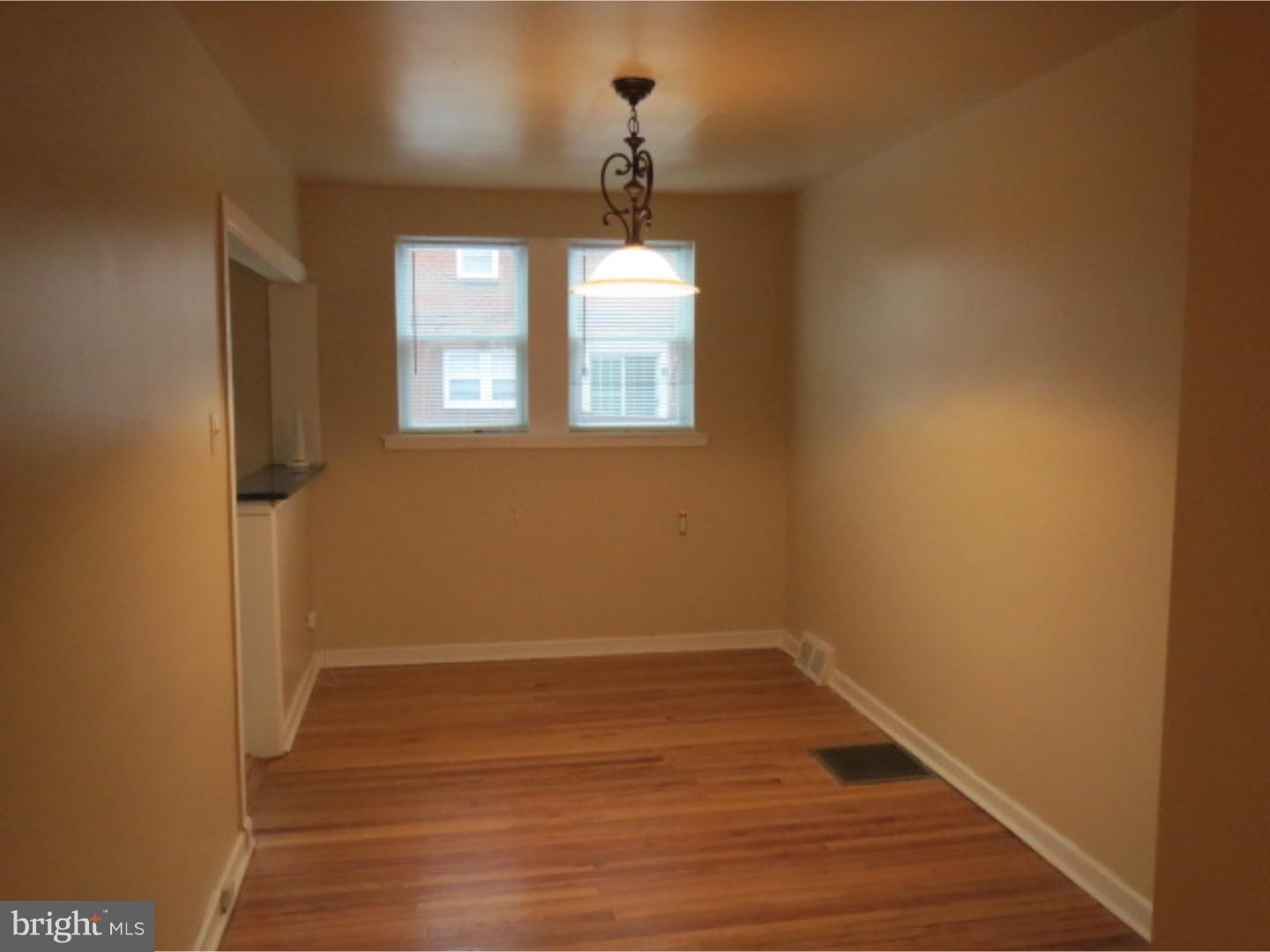 8648 Temple Road Philadelphia, PA 19150 - Photo 5 of 22 Dining Room