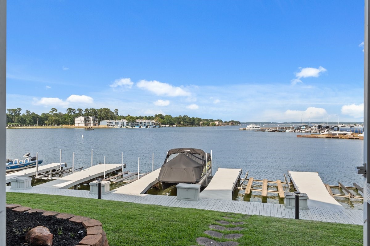 168 Lake Point Boulevard, Unit C102 Conroe, TX 77356 - Photo 27 of 35