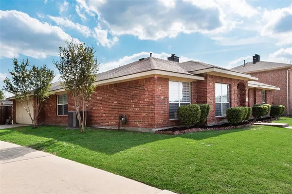 $469,000 | 506 Pecos Path Drive, Murphy, TX 75094