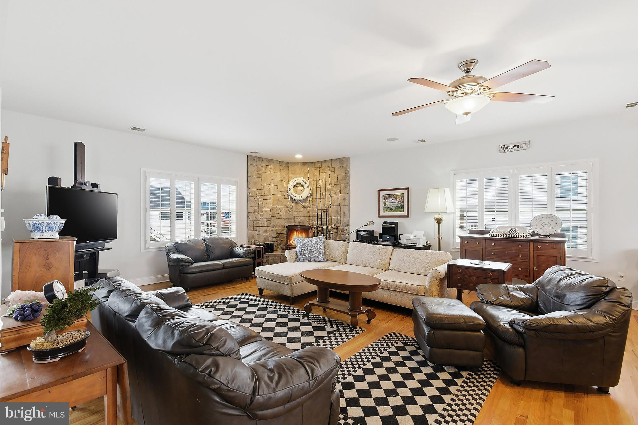 33 Sands Point Road Waretown, NJ 08758 - Photo 21 of 79 a living room with furniture