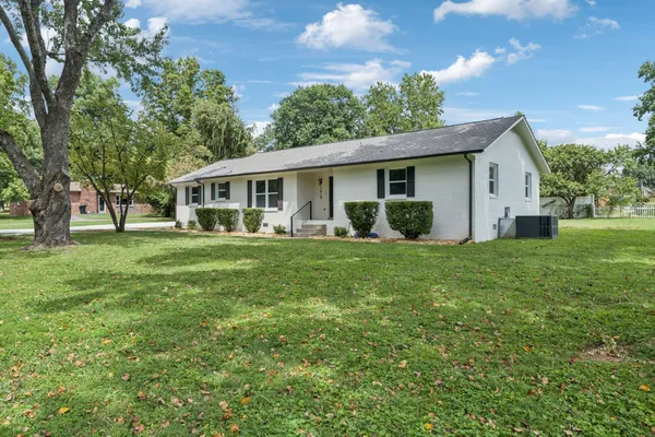 $3,500 | 1618 Shelley Street, Murfreesboro, TN 37129