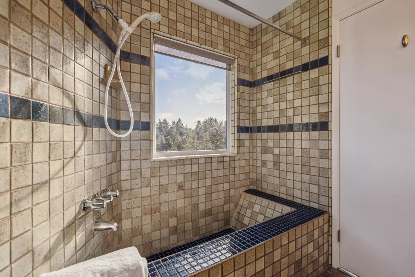 200 Oak Ridge Road Los Gatos, CA 95033 - Photo 32 of 46 Gallery Image 32