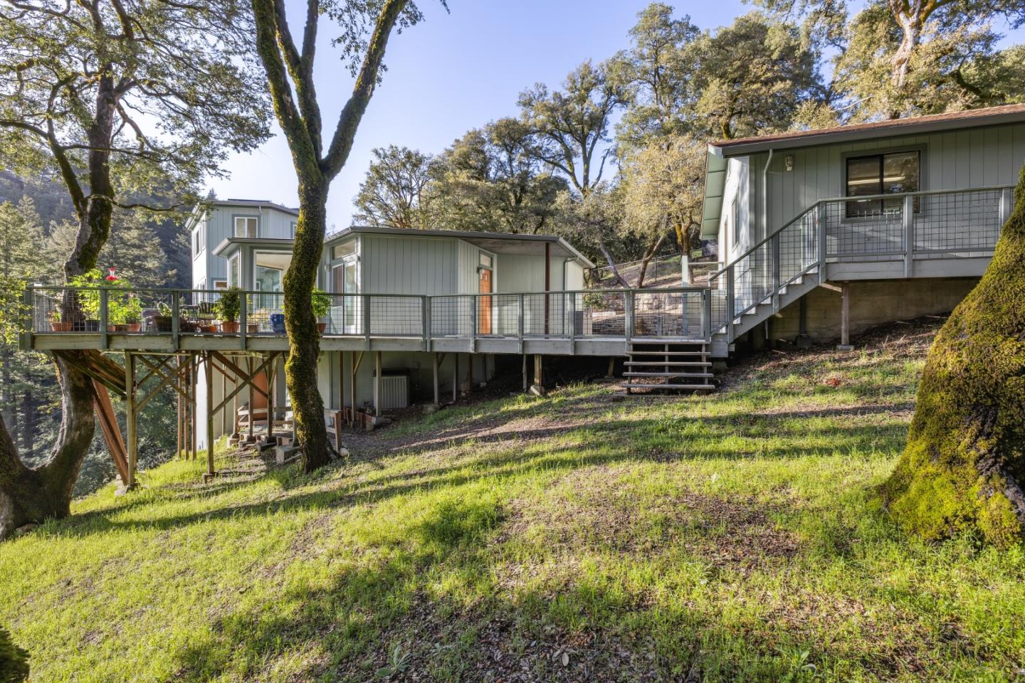 200 Oak Ridge Road Los Gatos, CA 95033 - Photo 40 of 46 Gallery Image 40
