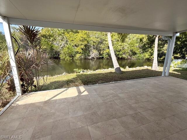 585 14th Street North Naples, FL 34102 - Photo 18 of 24