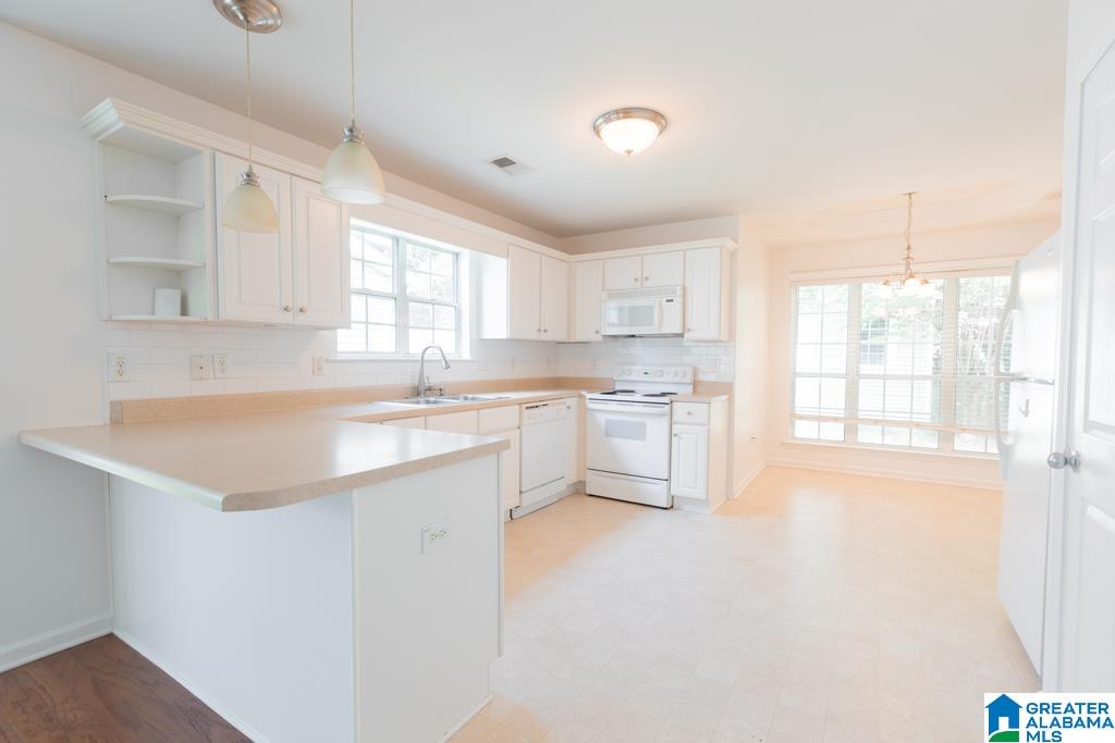 430 Midridge Lane Pelham, AL 35124 - Photo 8 of 24