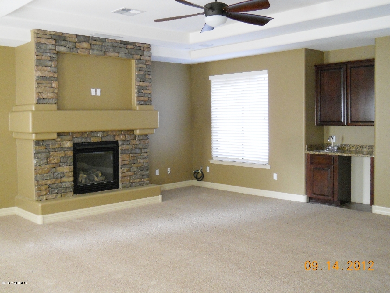 2741 East Blue Ridge Way Chandler, AZ 85249 - Photo 4 of 9 Great Room