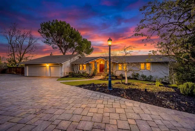 $2,790,000 | 670 Logan Lane, Danville, CA 94526