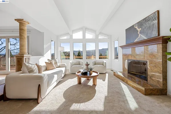 $2,695,000 | 670 Logan Lane, Danville, CA 94526