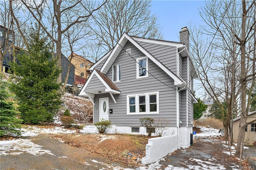 5 Saunders Street, HastingsonHudson, NY 10706 Compass