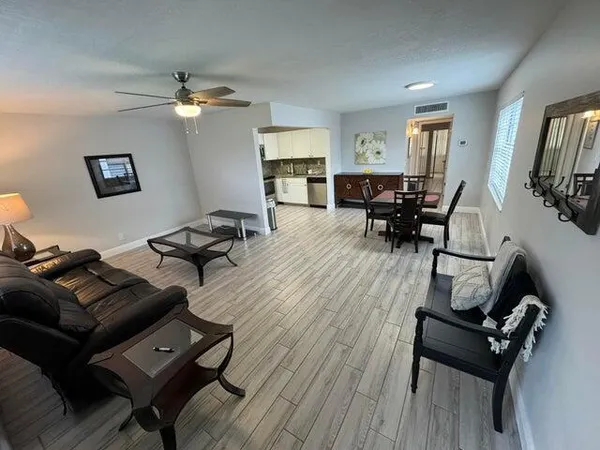 $1,600 | 127 Flanders Drive, Unit C, Delray Beach, FL 33484