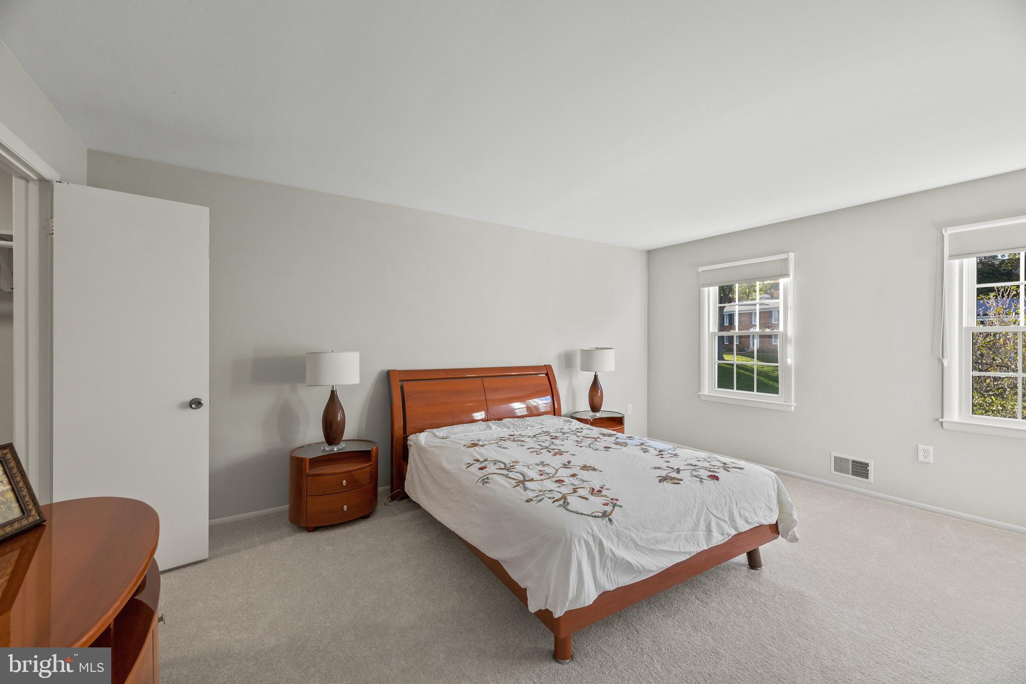 312 Stonegate Drive Silver Spring, MD 20905 - Photo 18 of 37