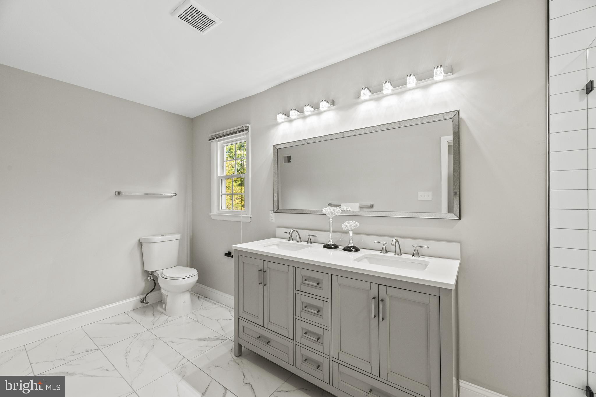 312 Stonegate Drive Silver Spring, MD 20905 - Photo 22 of 37