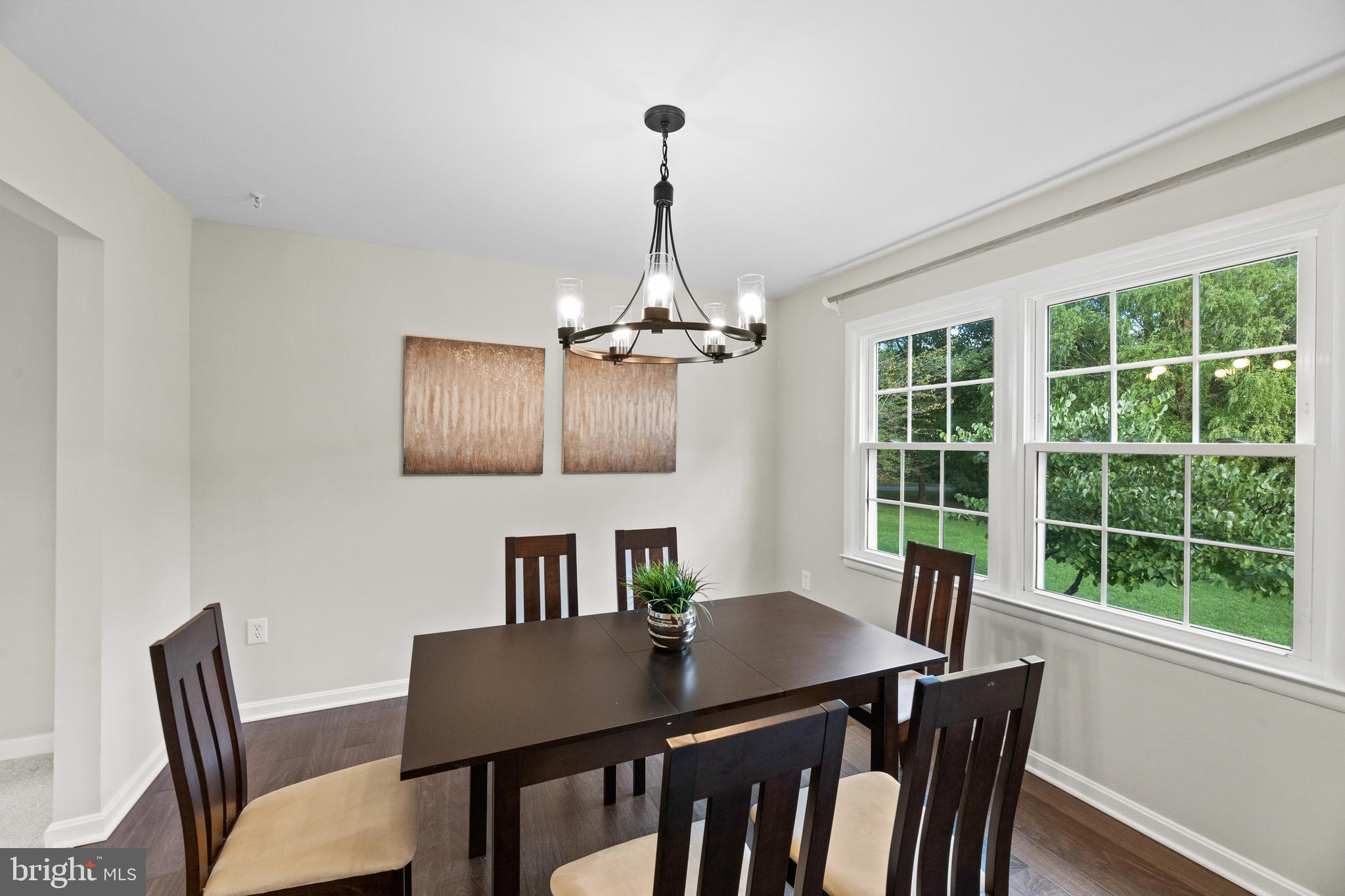 312 Stonegate Drive Silver Spring, MD 20905 - Photo 7 of 37