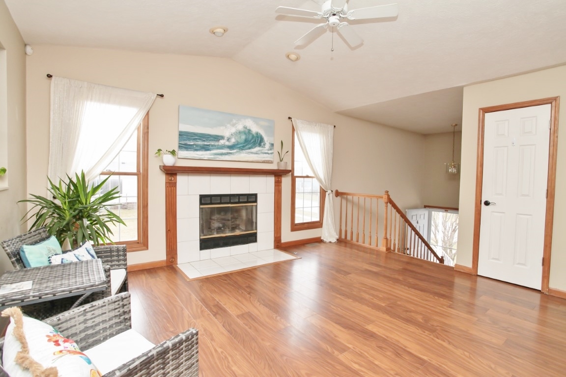 1304 Henry Street Normal, IL 61761 - Photo 4 of 27 Gallery Image 4