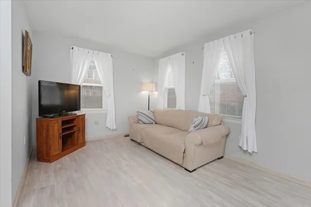 $600,000 | 2 Leonard Court, Boston, MA 02122