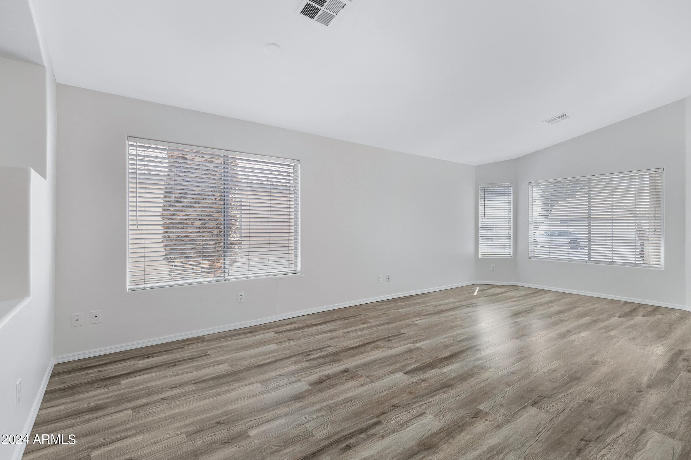 491 North Ocotillo Lane Gilbert, AZ 85233 - Photo 11 of 34 491 N Ocotillo Ln-8