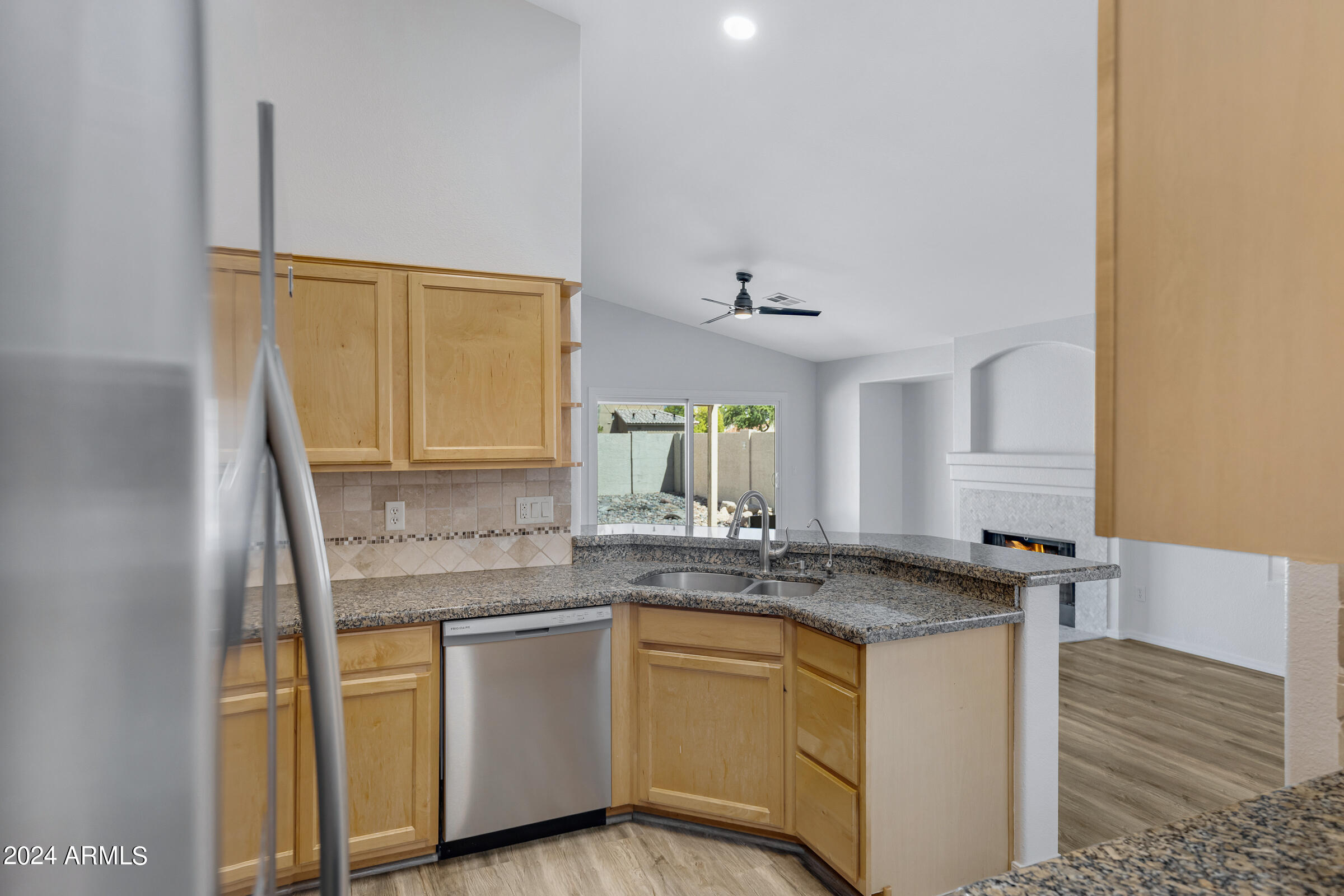 491 North Ocotillo Lane Gilbert, AZ 85233 - Photo 19 of 34 491 N Ocotillo Ln-18