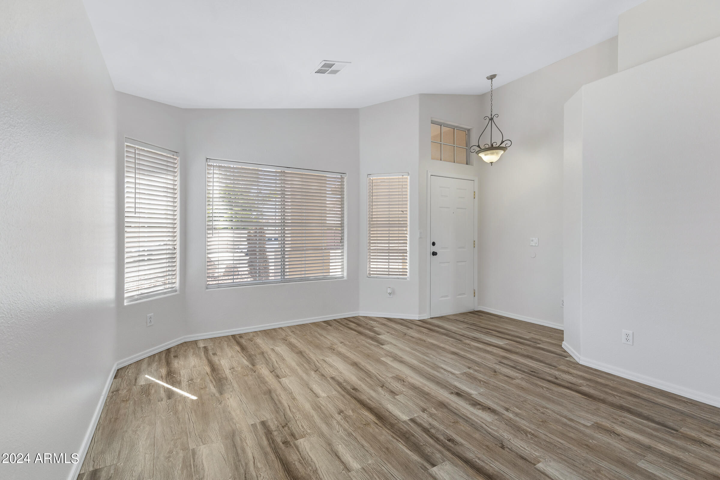 491 North Ocotillo Lane Gilbert, AZ 85233 - Photo 9 of 34 491 N Ocotillo Ln-6